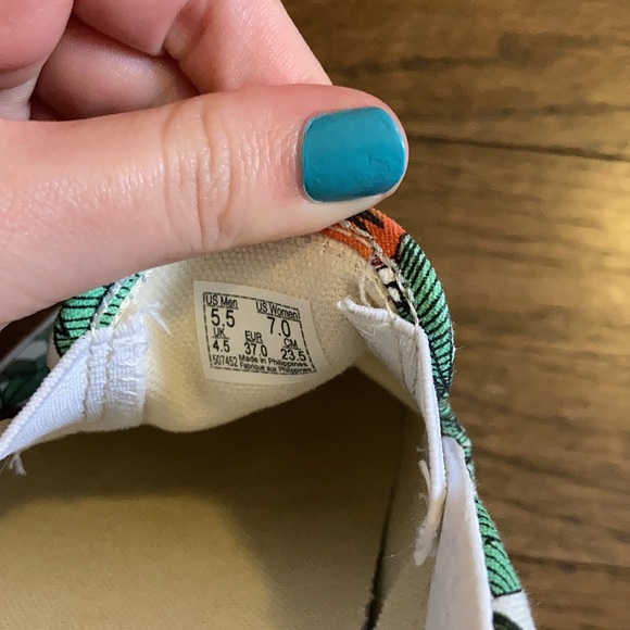 Floral Vans size 7 - Picture 2 of 4